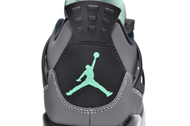 One Kick 308497-033 4 Retro Green Jordan Air Glow 0714